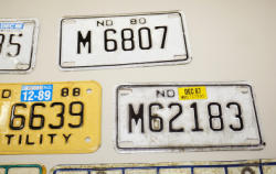 566-3