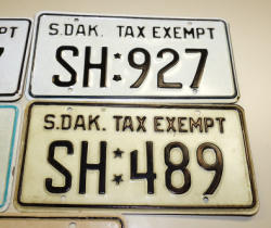 938-3
