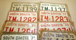 959-2