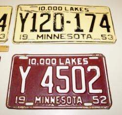 558-3