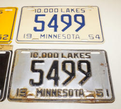 435-3