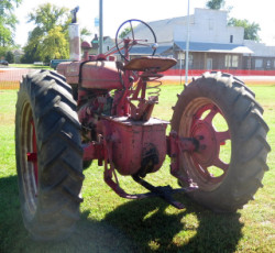 1094-3