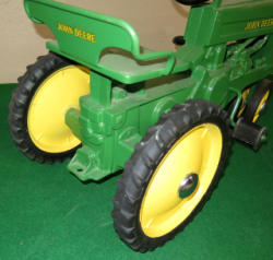 586-3