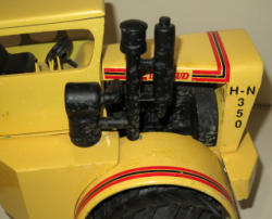 565-3